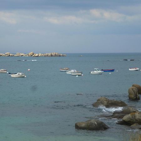 La Maison Bateau Au Bord De Mer Guissény Exteriör bild