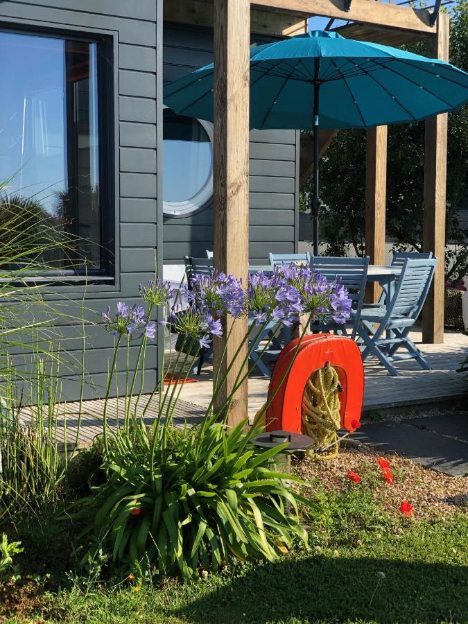 La Maison Bateau Au Bord De Mer Guissény Exteriör bild